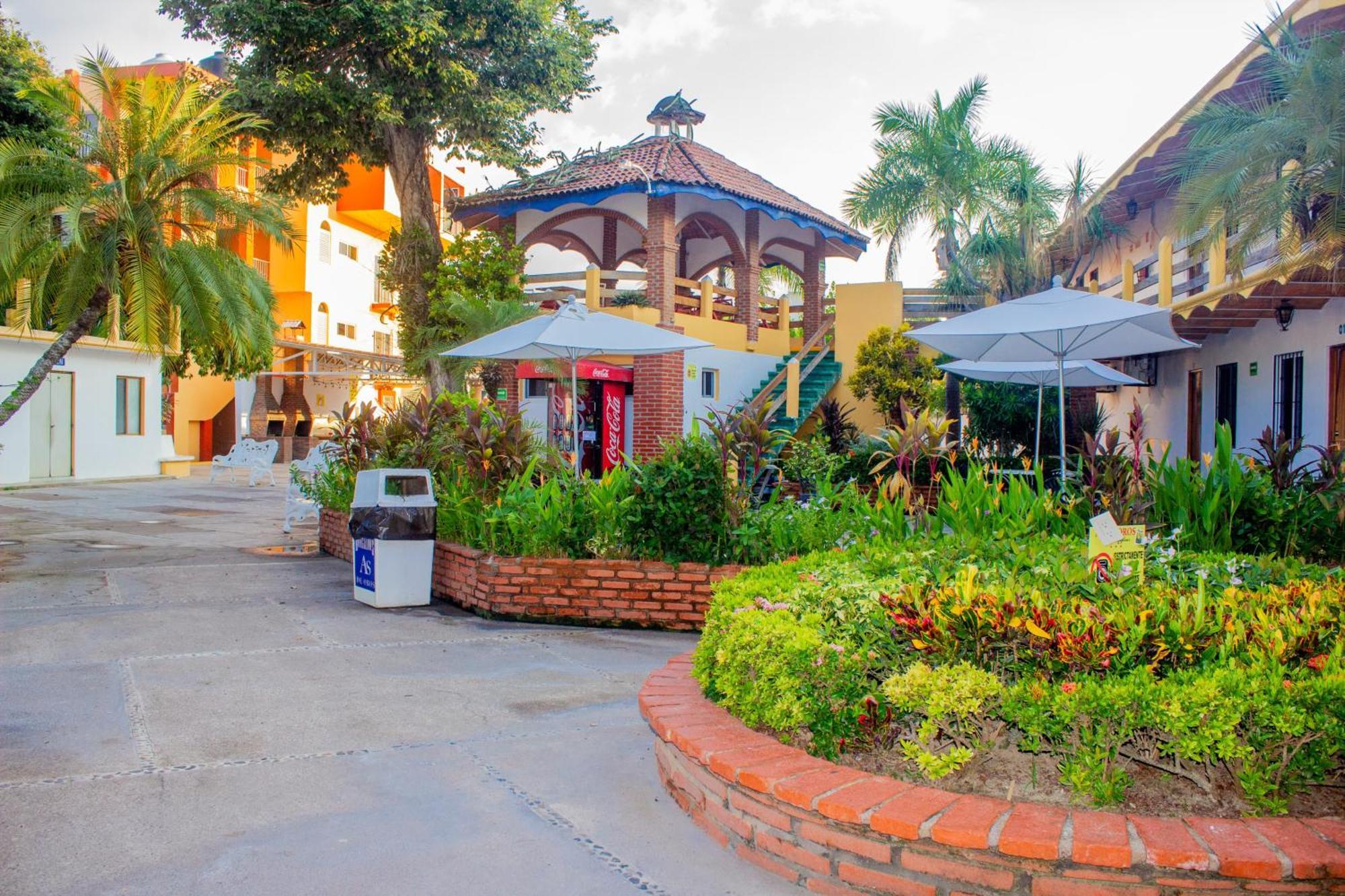 Bungalows As De Oros Rincon de Guayabitos Exterior foto